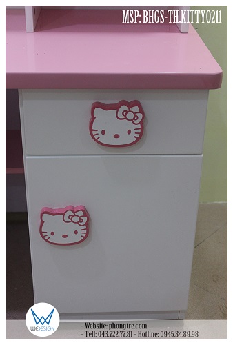 Tủ đồ dưới bàn trang trí bằng bộ tay nắm tạo hình Mèo Hello Kitty đeo nơ dễ thương do Wedesign sản xuất