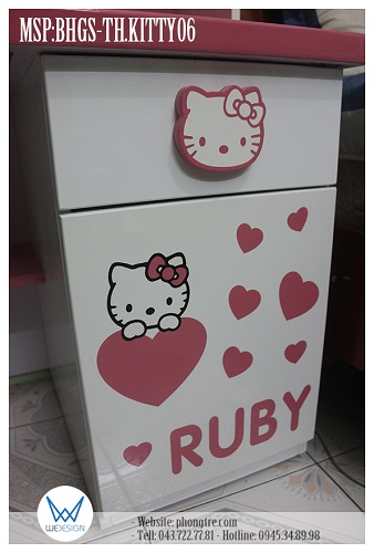 Trang trí tủ đồ 1 ngăn - 1 cánh chủ đề Hello Kitty và tên bé gái