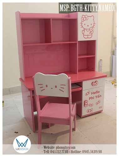 Bộ bàn ghế học sinh tiểu học Hello Kitty trang trí tên bé Phi Yến