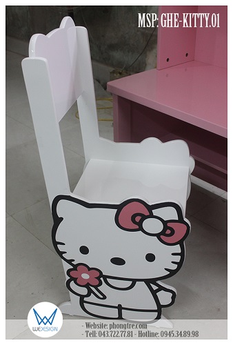 Ghế Hello Kitty cầm hoa xinh có các đầu góc bo tròn an toàn cho bé gái 