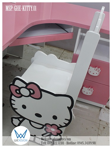 Các góc của cạnh ghế Hello Kitty cầm hoa xinh được làm tròn góc, tạo sự an toàn cho bé gái khi sử dụng