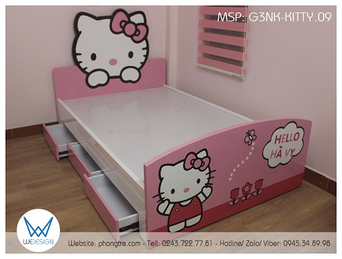 Giường 3 ngăn kéo Hello Kitty G3NK-KITTY.09 tạo hình đẹp mắt cùng với tên của bé Hà Vy nên rất thu hút ánh nhìn của mọi người khi bước chân vào phòng của bé