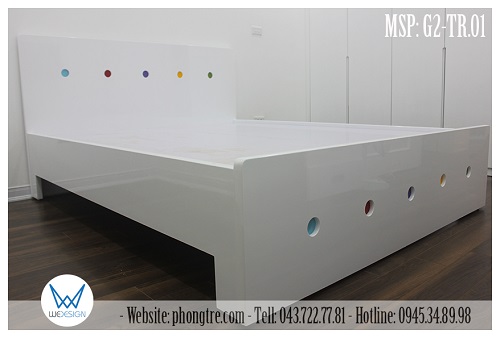 Mẫu thiết kế giường ngủ màu trắng trang trí hình tròn sắc màu MSP: G2-TR.01dành cho bé gái