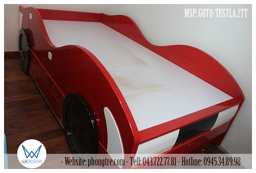 Giường ô tô Testla Roadster 2 tầng thấp được thiết kế hết sức chi tiết từ đèn xe, ca pô đến bánh xe