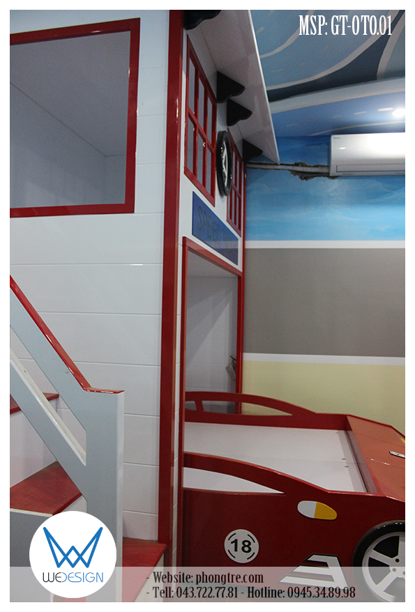 Giường 2 tầng tạo hình gara ô tô 2 tầng có ô tô Ferrari đỗ cửa gara của bé trai nhà anh Hùng được lắp đặt hoàn thiện