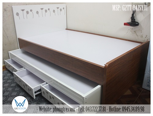 Mẫu thiết kế giường tầng thấp có 3 ngăn kéo màu vân gỗ lát và màu trắng trang trí hoa cúc hoa mi xinh xắn MSP: G2TT-DAISY.01