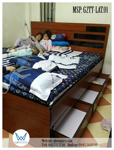 3 ngăn kéo của giường tầng dưới giúp Bố Mẹ cất được khá nhiều đồ dùng của con