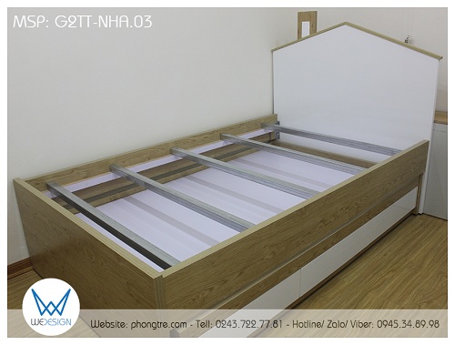 Giường tầng trên sử dụng thang giường làm bằng kẽm hộp 40x40mm, dày 1.1 ly
