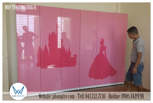 Tủ áo bé gái màu hồng trang trí chủ đề Cinderella