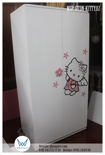 Tủ áo trang trí thiên thần Hello Kitty bay lượn với nhành hoa xinh trên tay