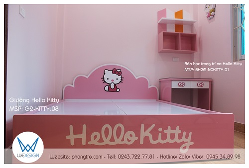 View góc trái phòng ngủ Hello Kitty của 2 bé gái nhà chị Huế - từ cửa phòng chụp vào 
